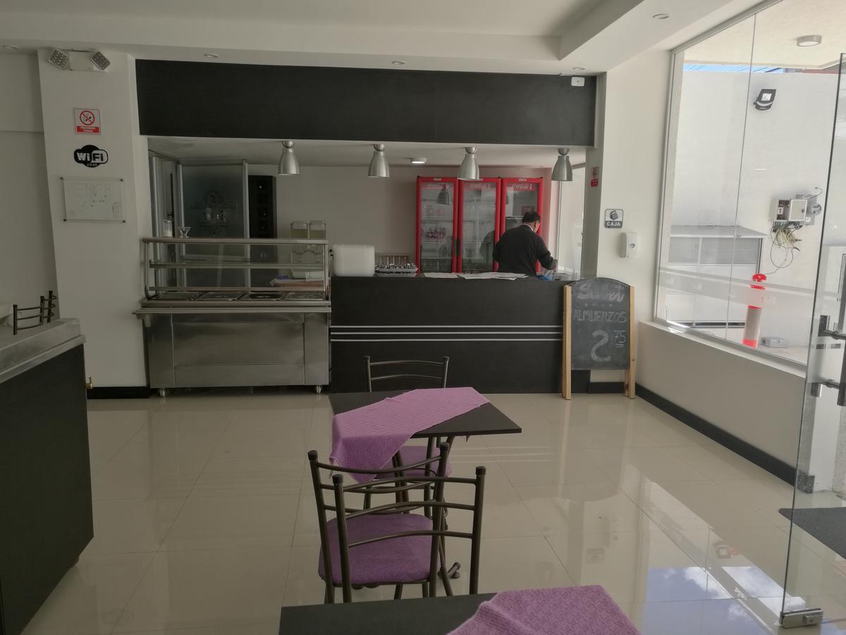 Hotel Sabet Quito Extérieur photo