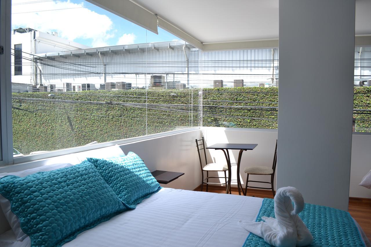 Hotel Sabet Quito Extérieur photo